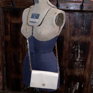 Tory Burch Robinson Chain Wallet Cream